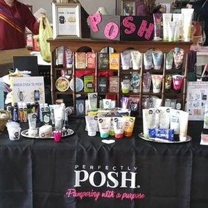 Meet your Posher, Kim